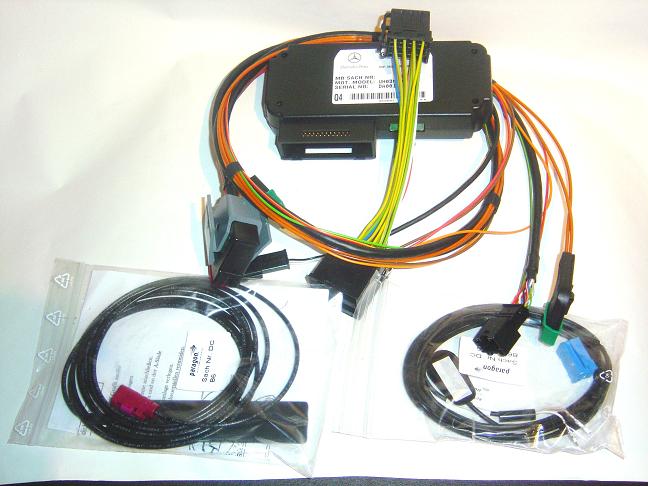 Phone retrofit kit for D2B based cars