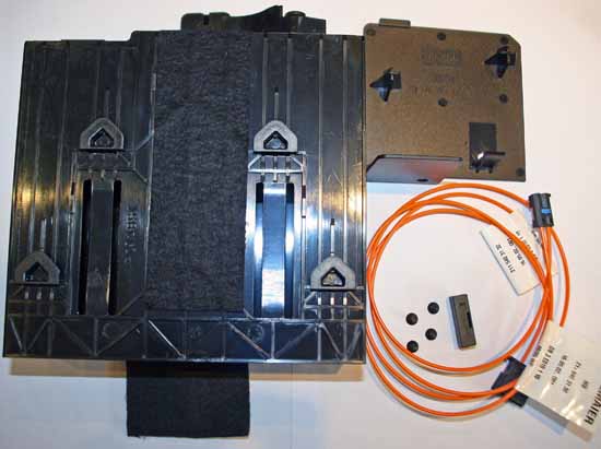 CD Changer fitting kit for R171 SLK (Left Hand Drive)