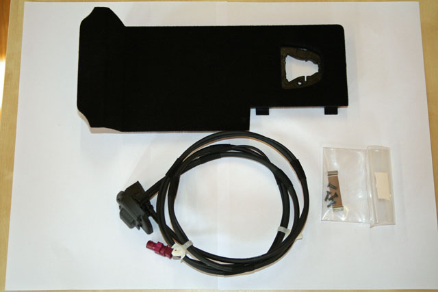 R230 (SL class) Phone retrofit - centre console parts MY2002-MY2008
