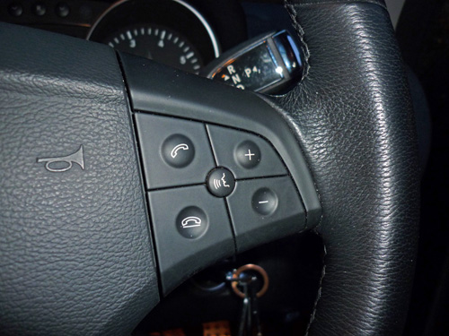 Mercedes Linguatronic steering wheel buttons for ML/GL/R upto MY2008 Mercedes Linguatronic steering wheel buttons for ML/GL/R upto MY2008