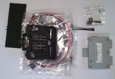 Media Interface (UCI) Retrofit Kit for R172 SLK class vehicles
