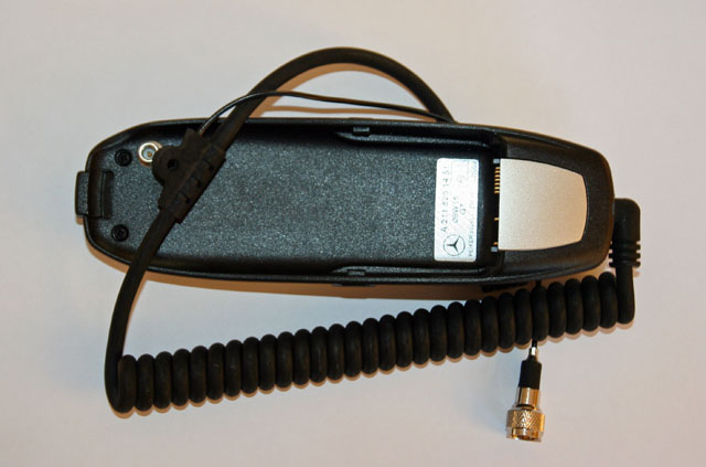 W203 (C class) Nokia 6310i cradle with curly cable.